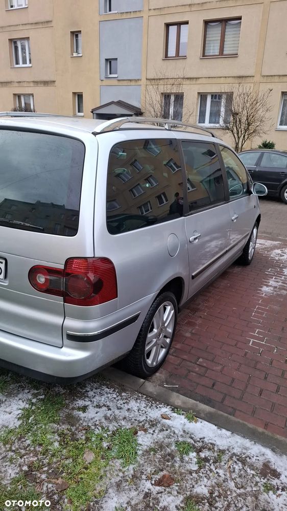 Volkswagen Sharan 2.0 TDI Trendline - 11
