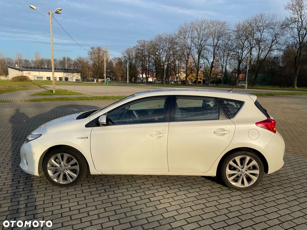 Toyota Auris - 2