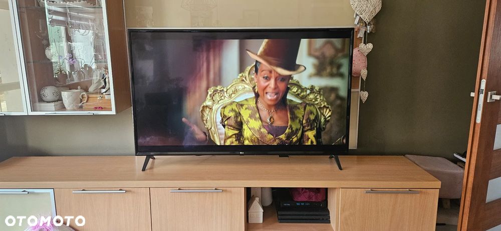 Telewizor LG 55 CALI Smart TV 4K UHD