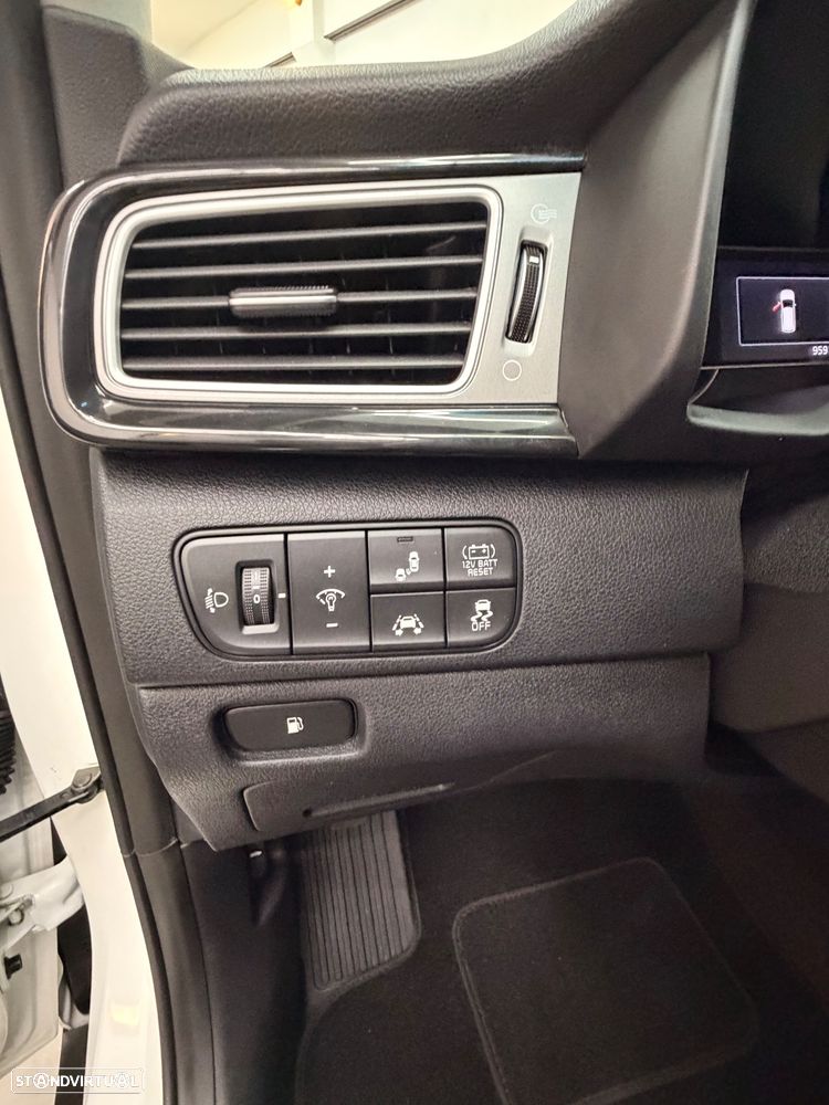 Kia Niro 1.6 GDi HEV TX - 47