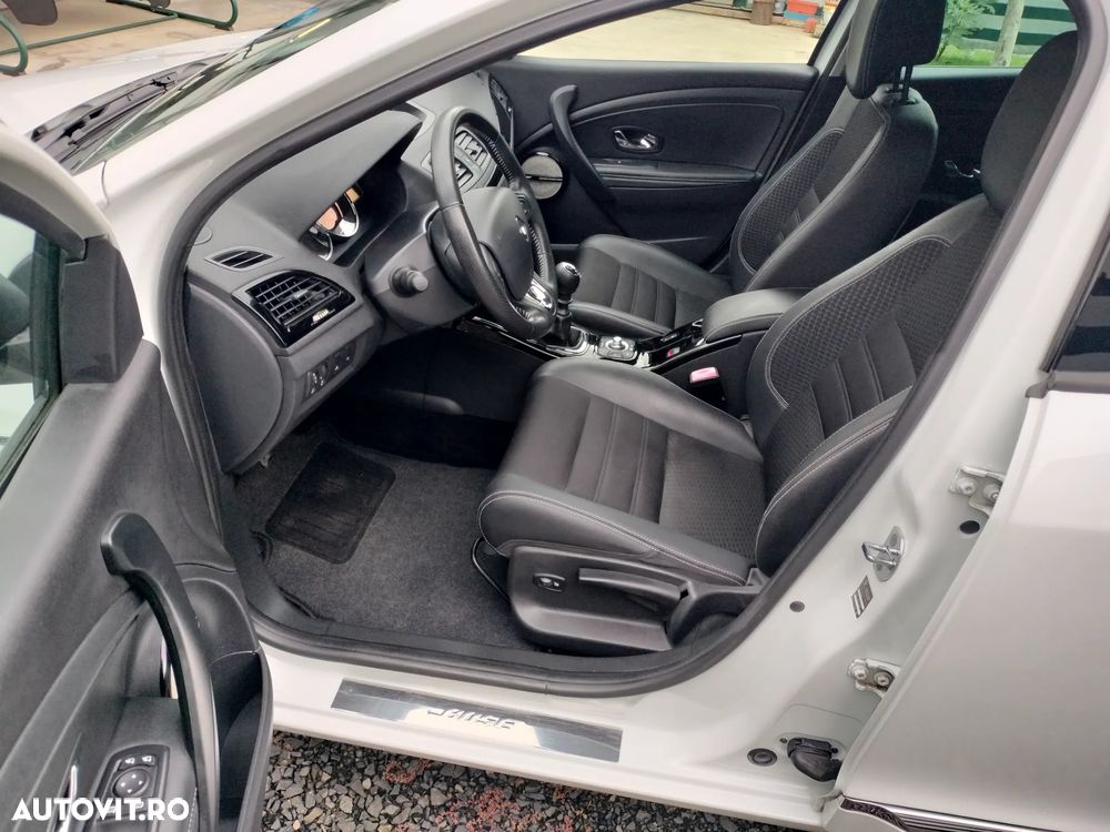 Renault Megane ENERGY TCe 130 Start & Stop Bose Edition - 29