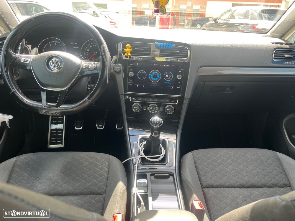 VW Golf 1.0 TSI Trendline - 7