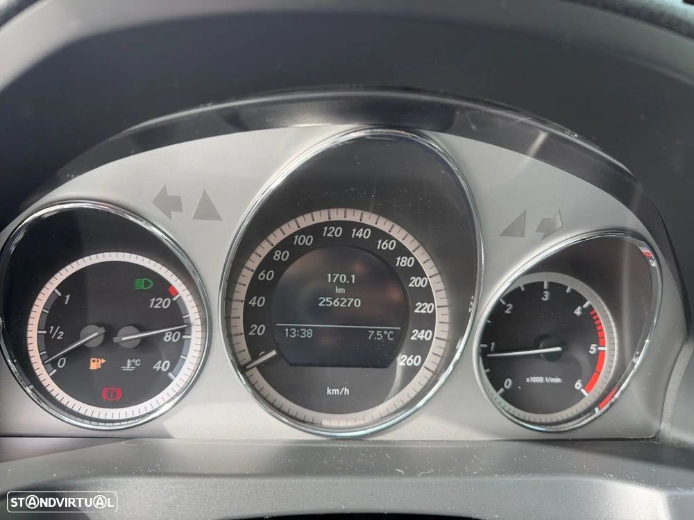 Mercedes-Benz C 220 CDI Avantgarde BlueEfficiency - 11