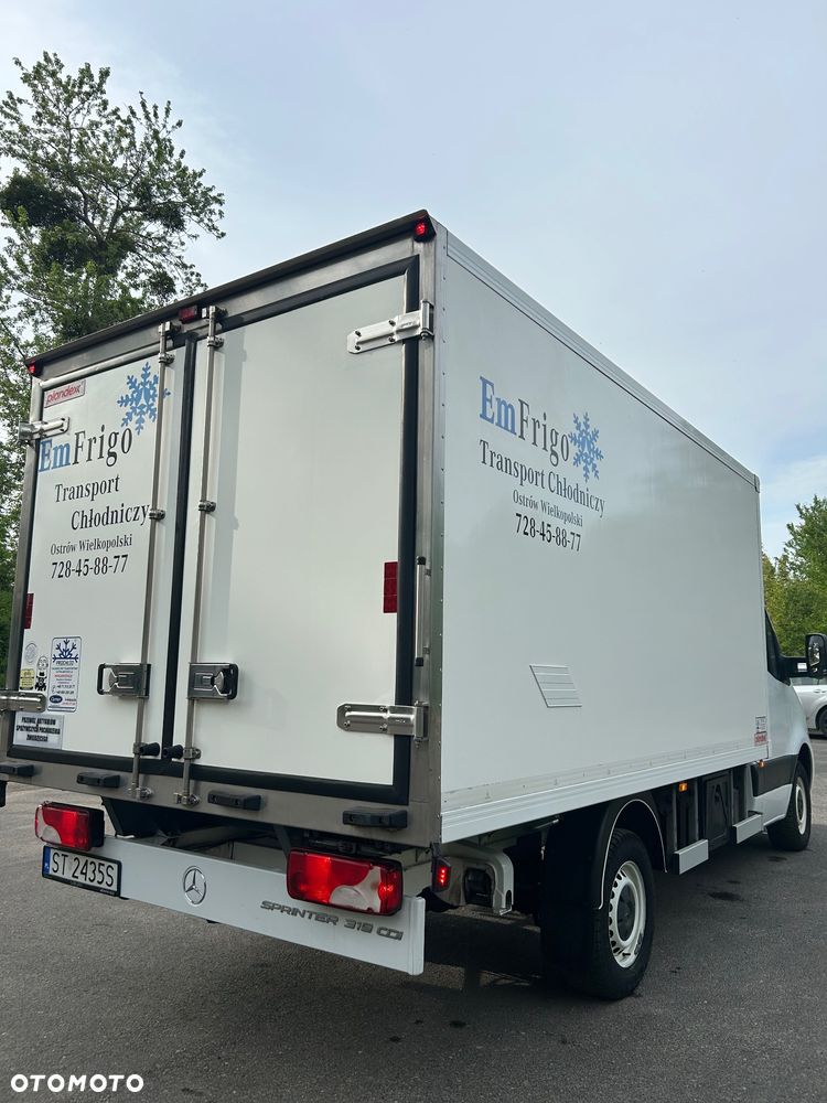Mercedes-Benz Sprinter 319 - 4
