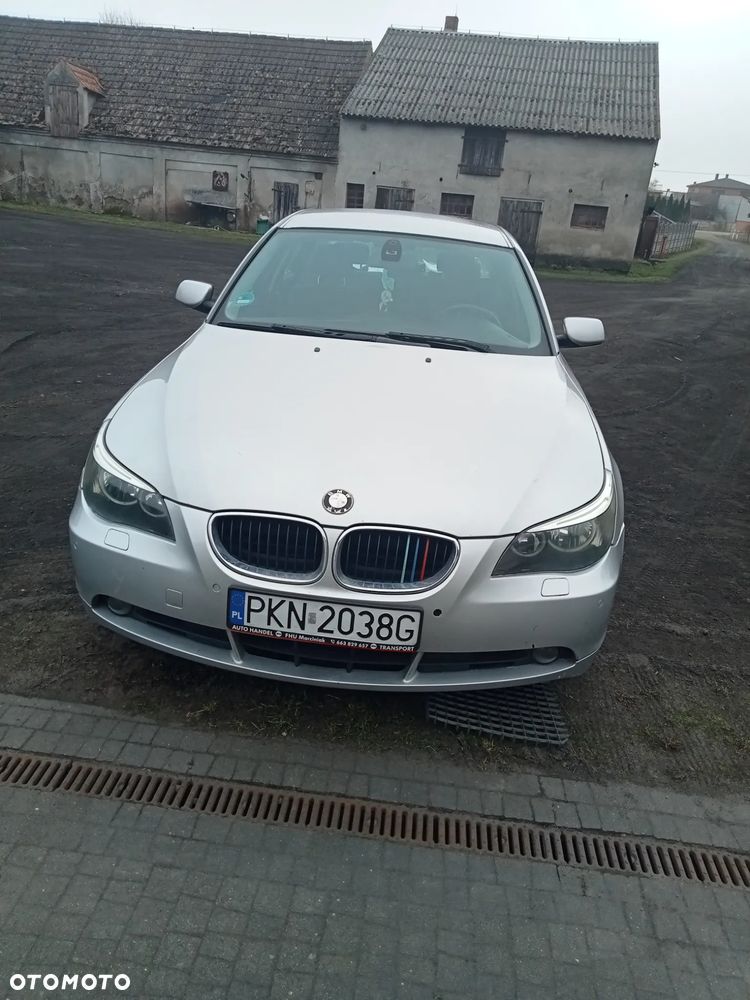 BMW Seria 5 525d - 5