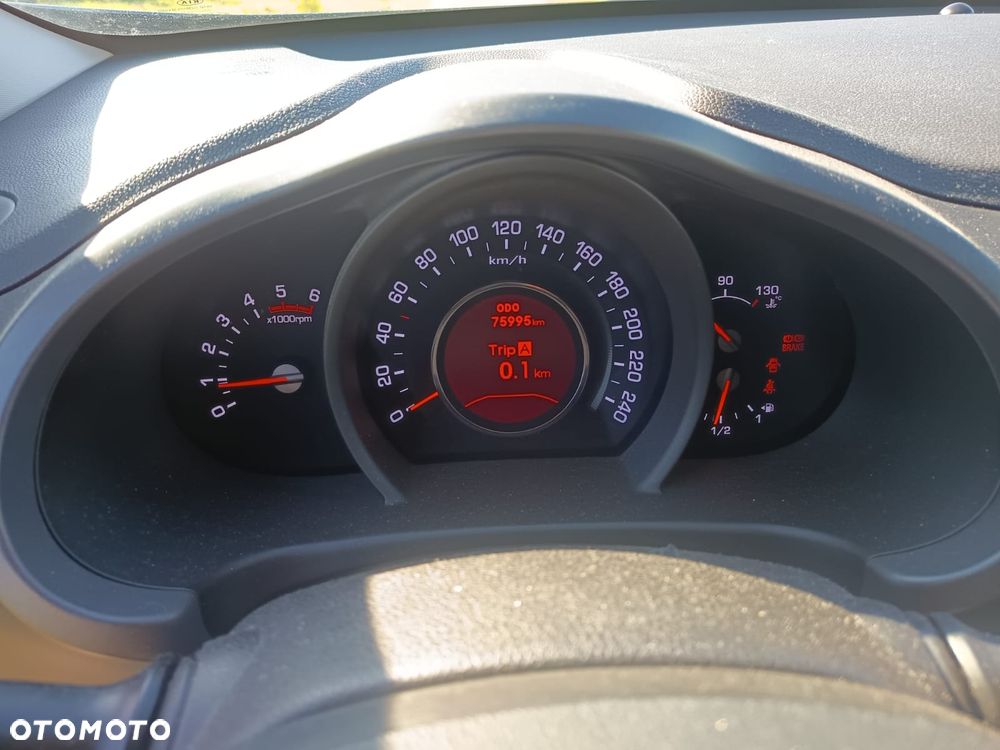 Kia Sportage - 12