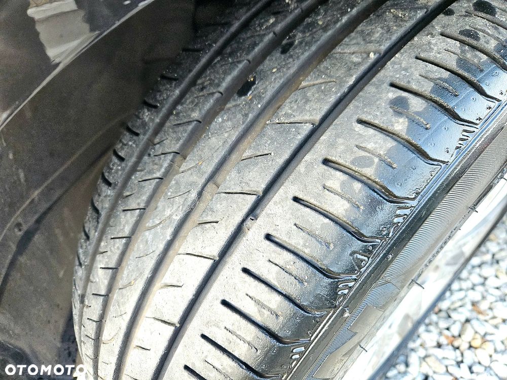 Audi A4 Avant 2.0 TDI S tronic - 21