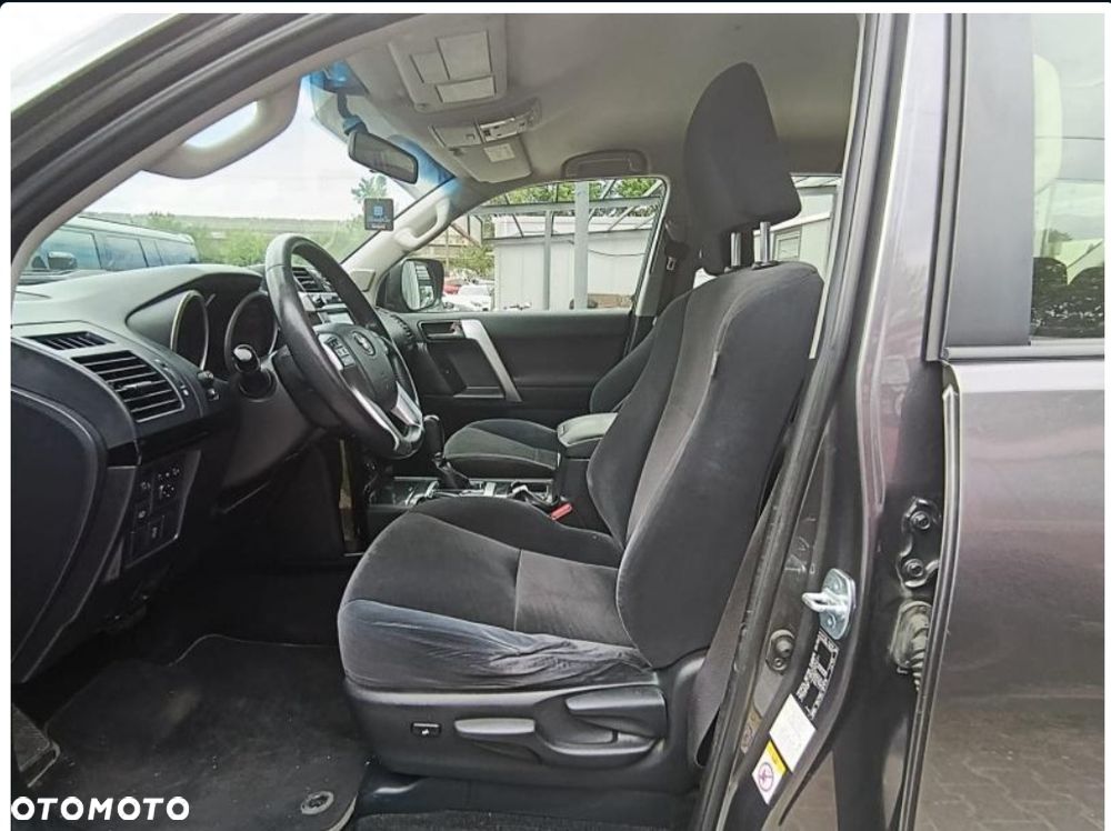 Toyota Land Cruiser LC 2.8 D-4D Prado - 7