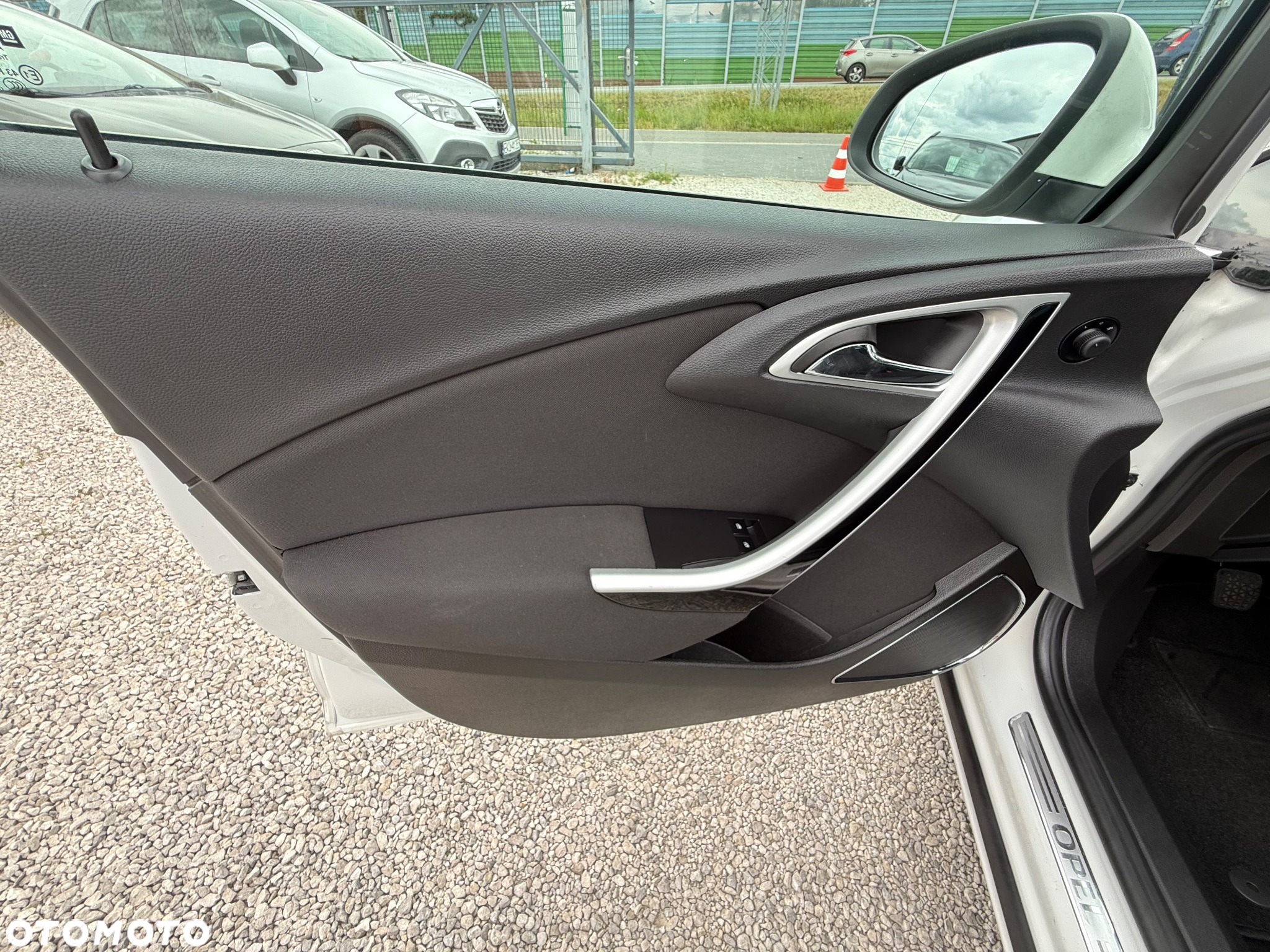 Opel Astra 1.4 Turbo Cosmo - 18