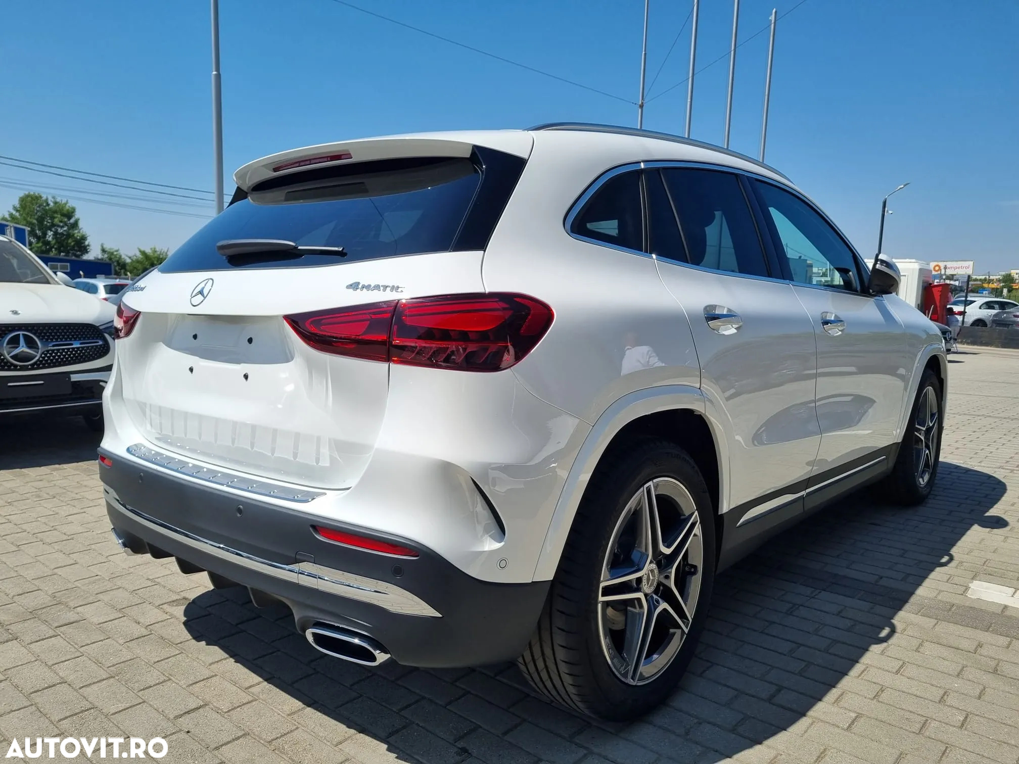 Mercedes-Benz GLA 200 d 4Matic 8G-DCT AMG Line - 11