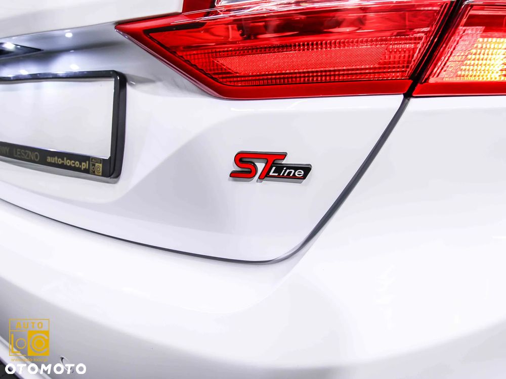 Ford Fiesta 1.0 EcoBoost S&S ST-LINE X - 32