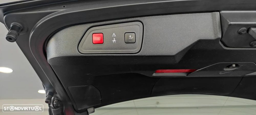 Peugeot 3008 1.6 BlueHDi GT Line EAT6 - 21