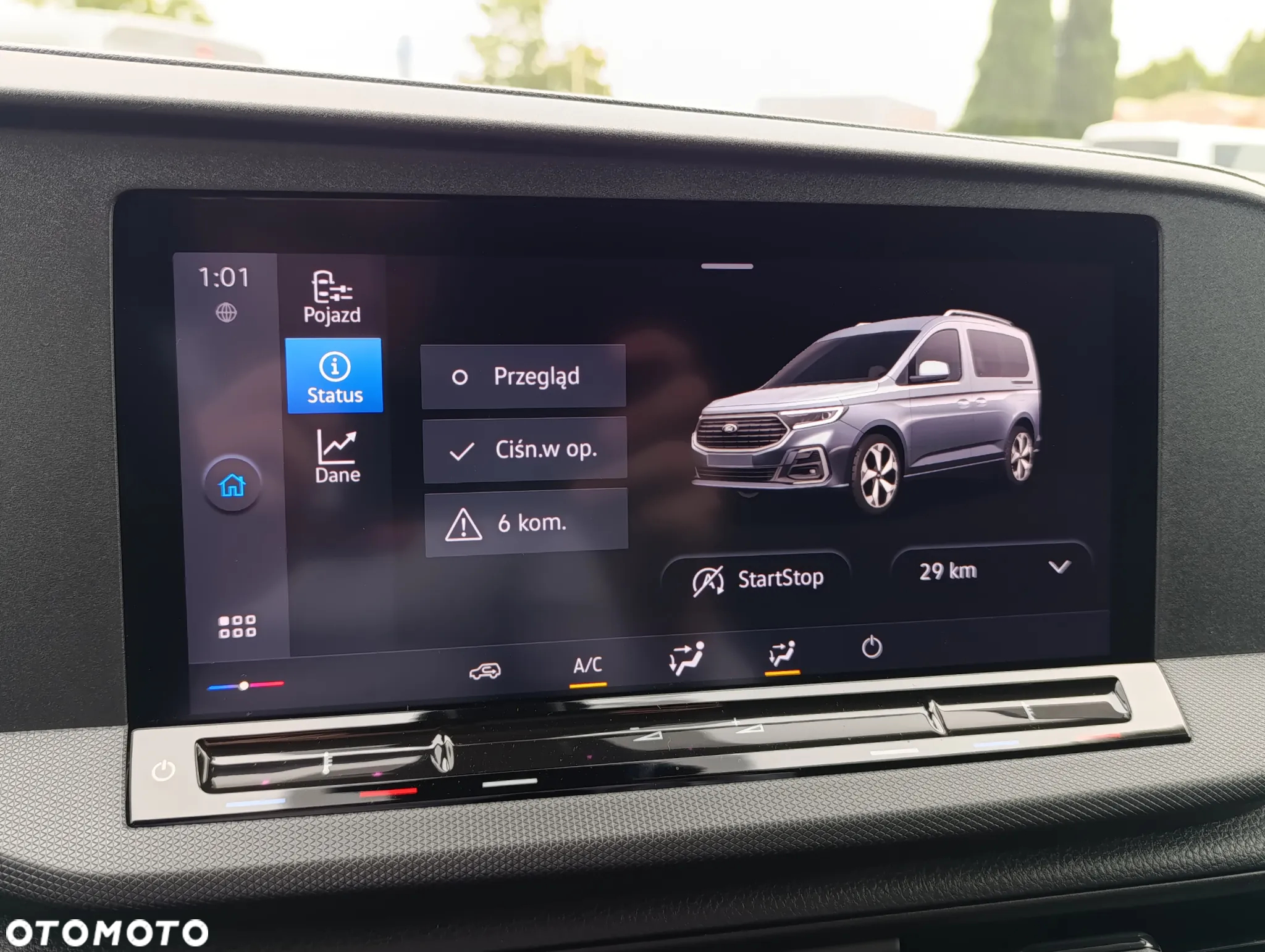 Ford Transit Connect - 28