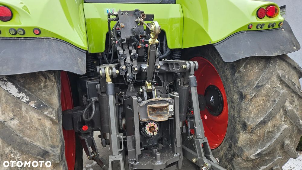 Claas Axion 830 - 11