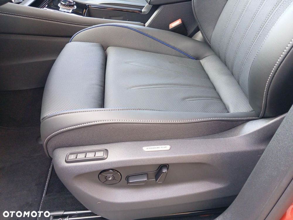 Volkswagen Tiguan - 13