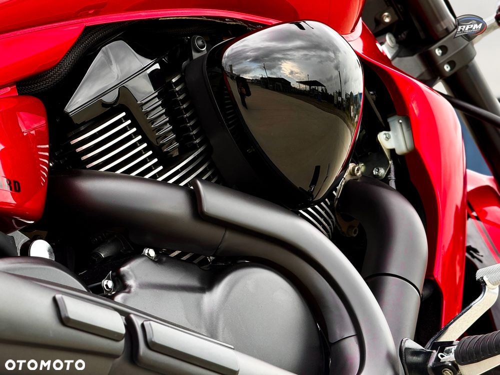Suzuki Boulevard - 27
