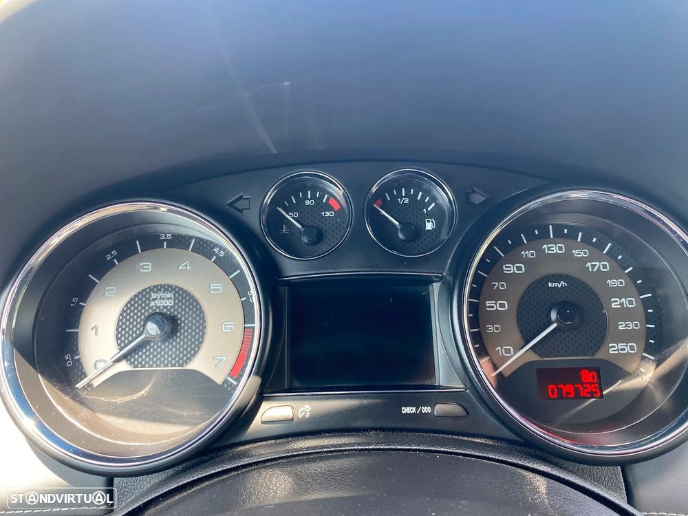Peugeot RCZ 1.6 THP - 15