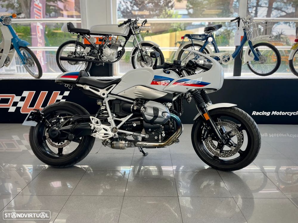 BMW R nineT Racer - 2