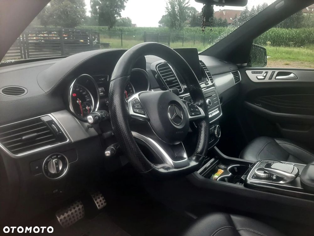 Mercedes-Benz GLE - 14
