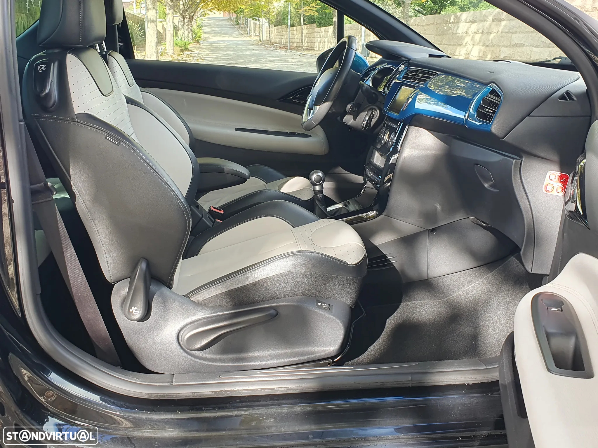 Citroën DS3 BlueHDi 100 SoChic - 19