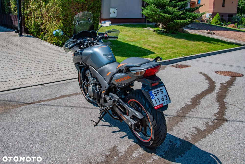 Honda CBF - 3