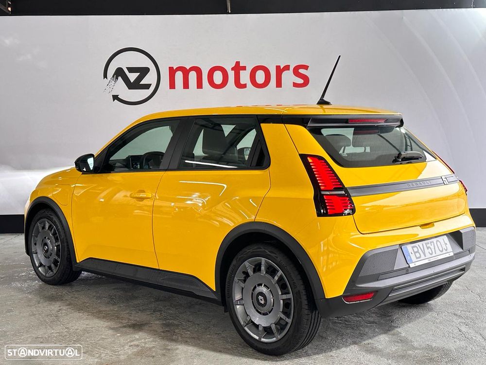 Renault 5 E-Tech 40 kWh Evolution Autonomia Urbana - 3