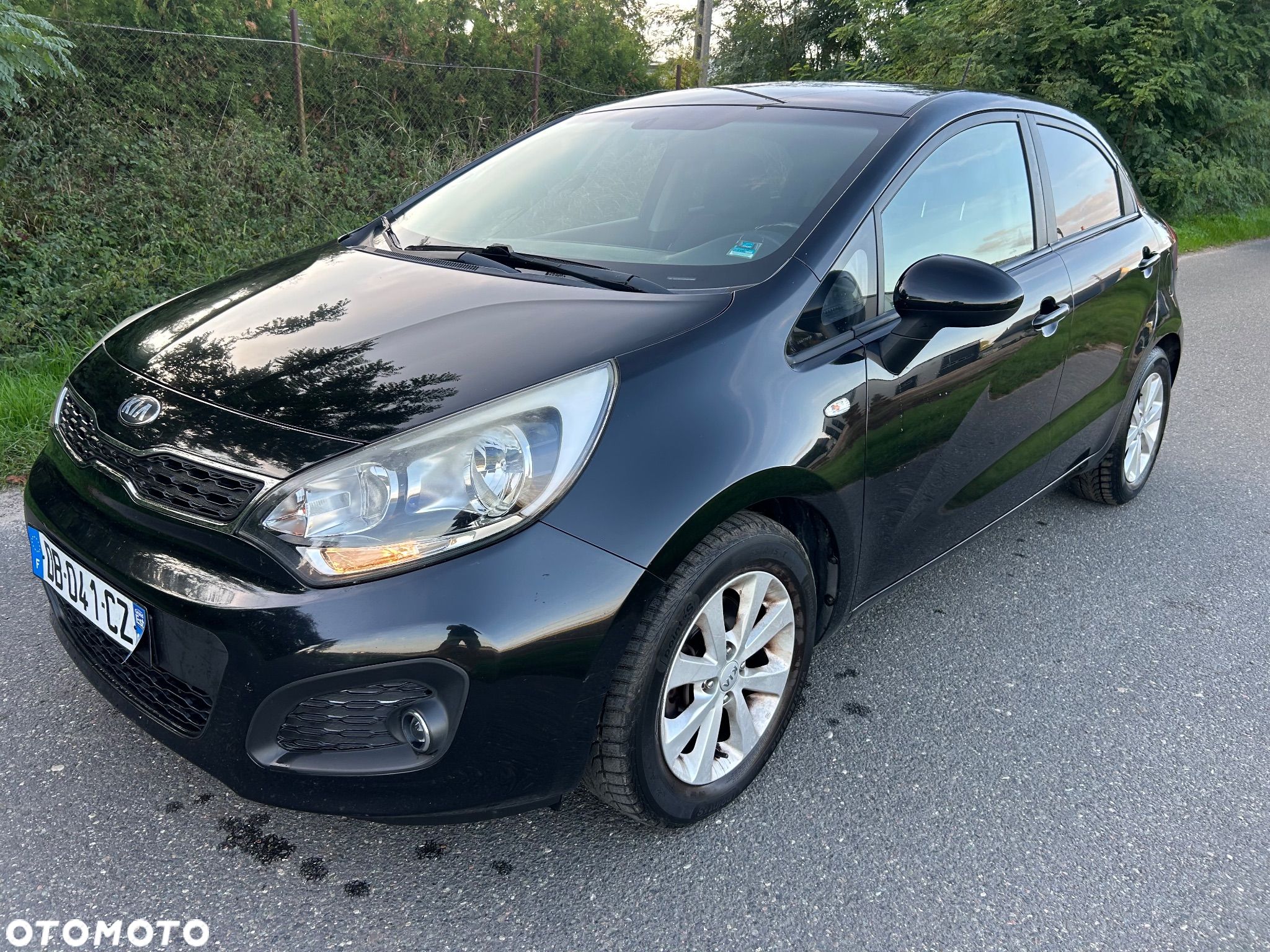 Kia Rio - 1