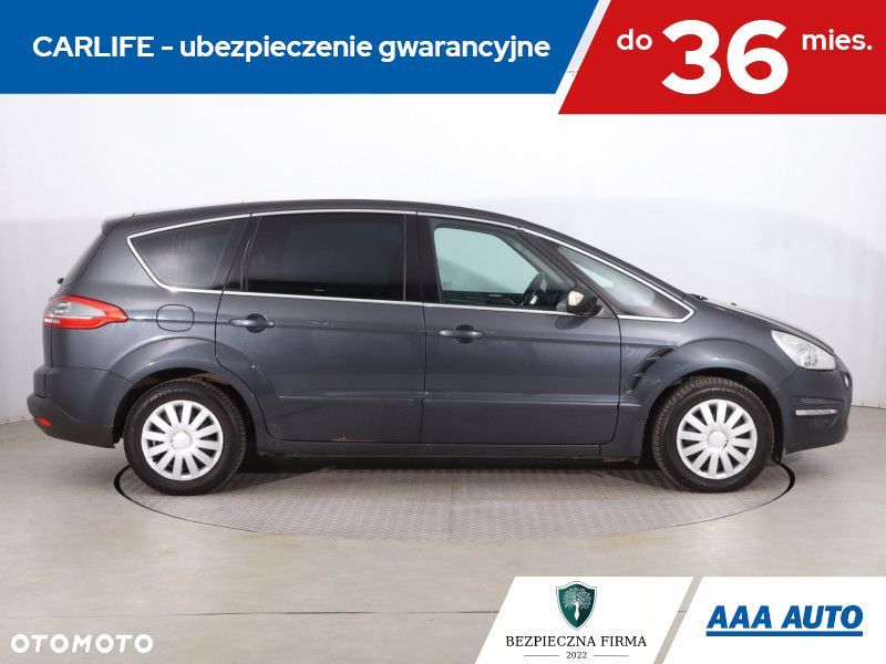 Ford S-Max - 8