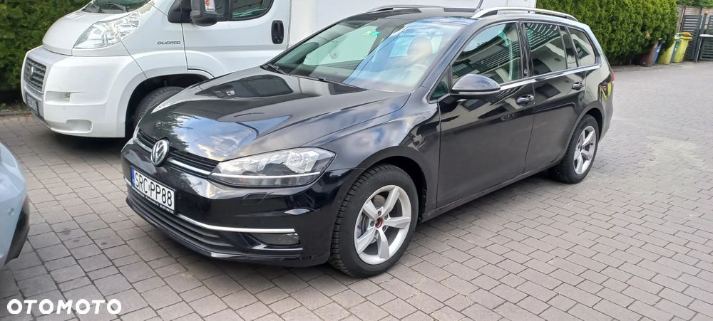 Volkswagen Golf 1.6 TDI DSG Sound
