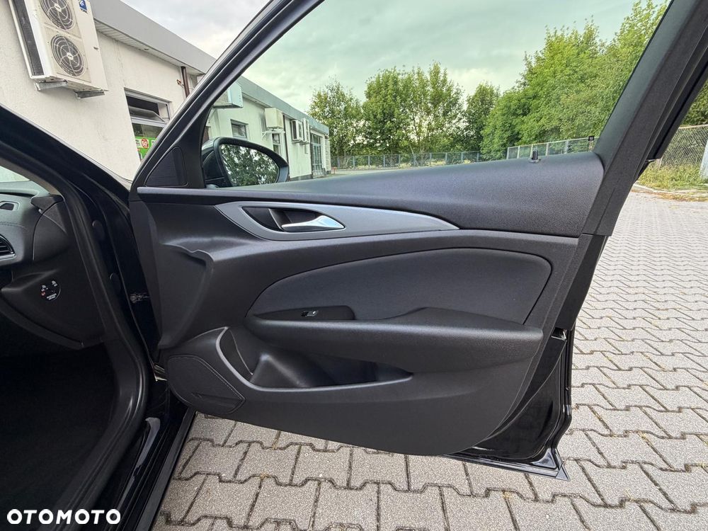 Opel Insignia 2.0 Exclusive - 31