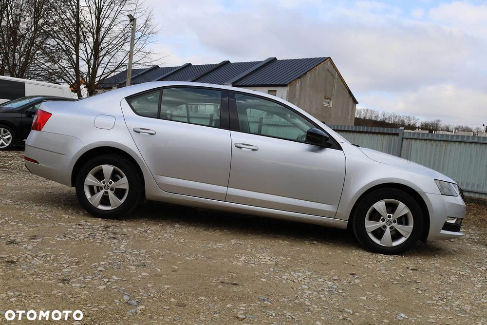 Skoda Octavia 1.5 TSI ACT Ambition - 11