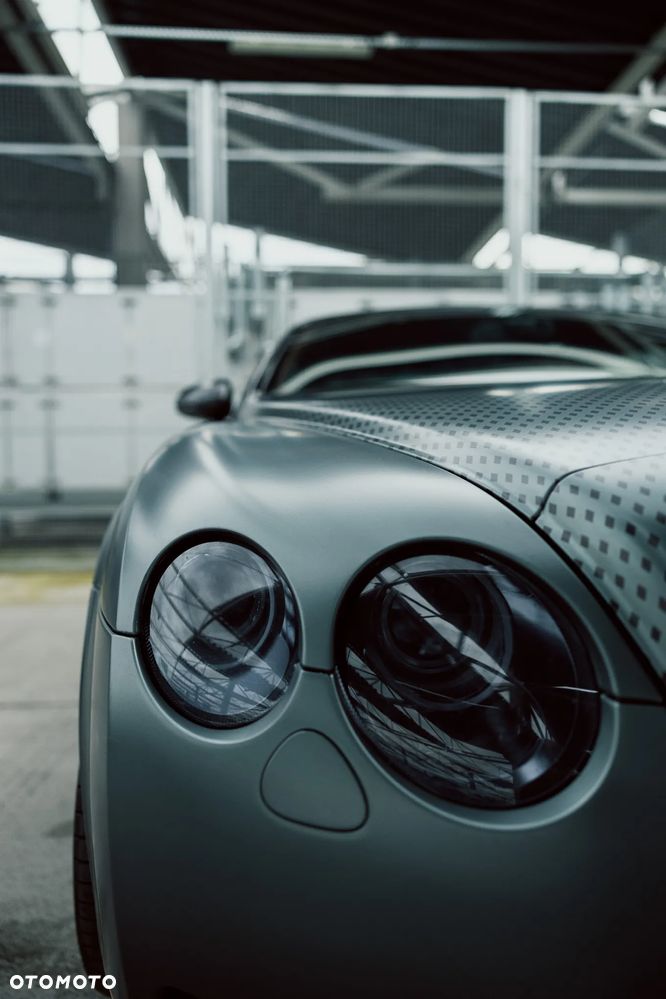Bentley Continental GT Standard - 6