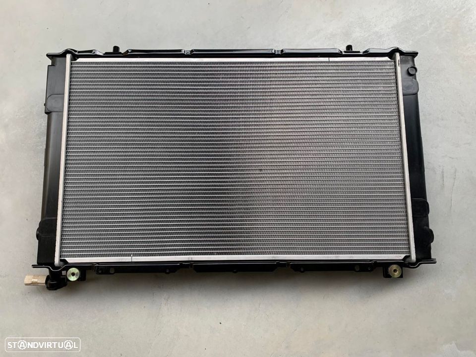 Radiador da água do motor Nissan Patrol GR - 2