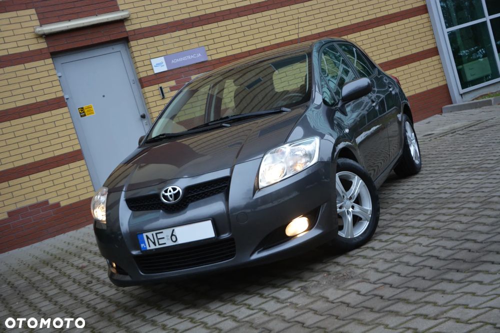Toyota Auris 1.4 VVT-i - 11
