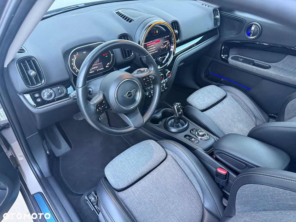 MINI Countryman Cooper Classic Trim - 11