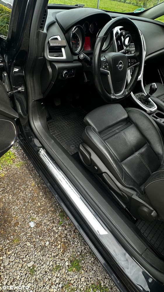 Opel Astra 1.6 T Enjoy - 17