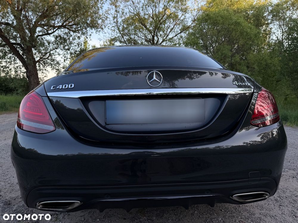 Mercedes-Benz Klasa C 400 4-Matic 9G-TRONIC - 29