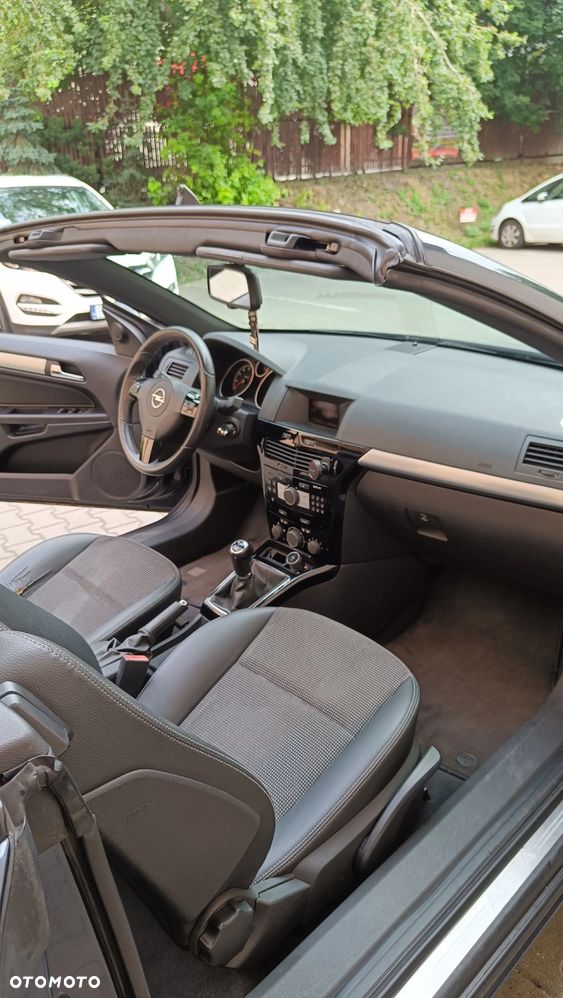Opel Astra 1.8 Enjoy - 22