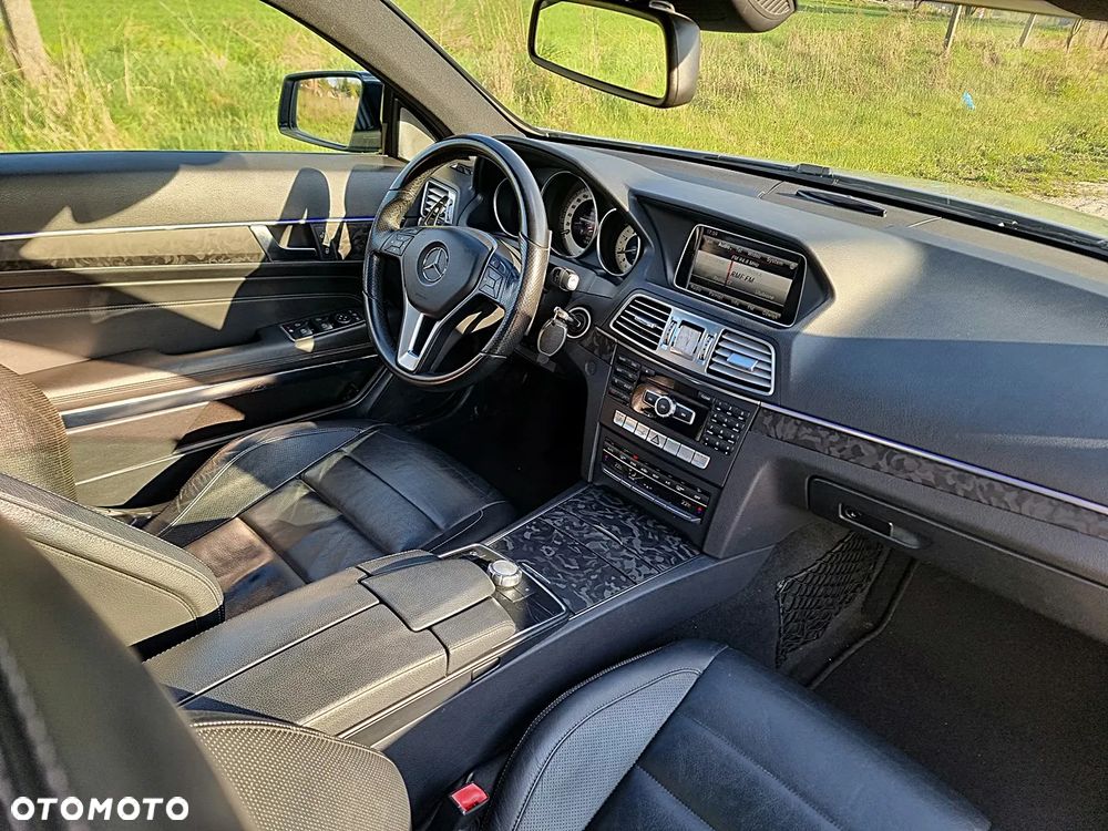 Mercedes-Benz Klasa E - 22