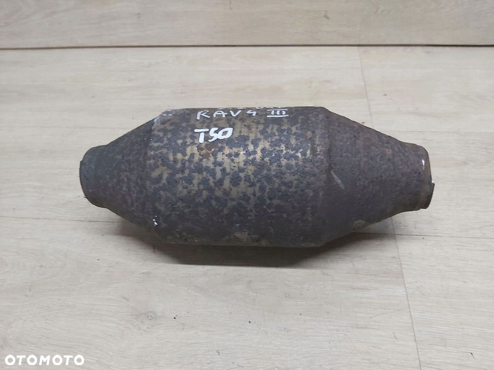 Toyota Rav4 III 06 - 12 r katalizator 2,2 d4d AE3 - 2