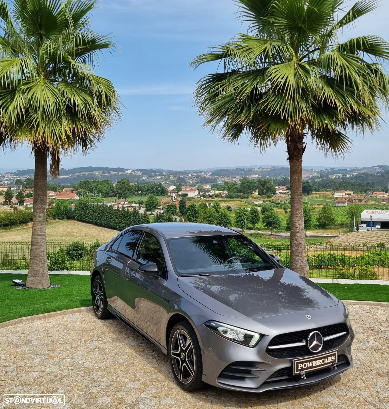 Mercedes-Benz A 250 Limousine e AMG Line - 17