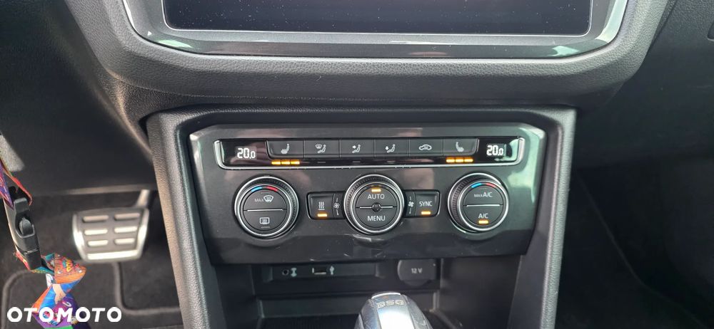 Volkswagen Tiguan - 27