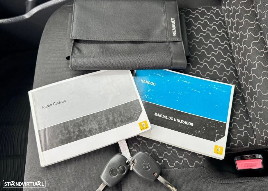 Renault KANGOO MAXI - 18