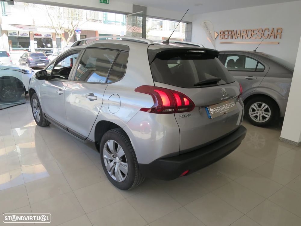 Peugeot 2008 1.2 PureTech Style - 5