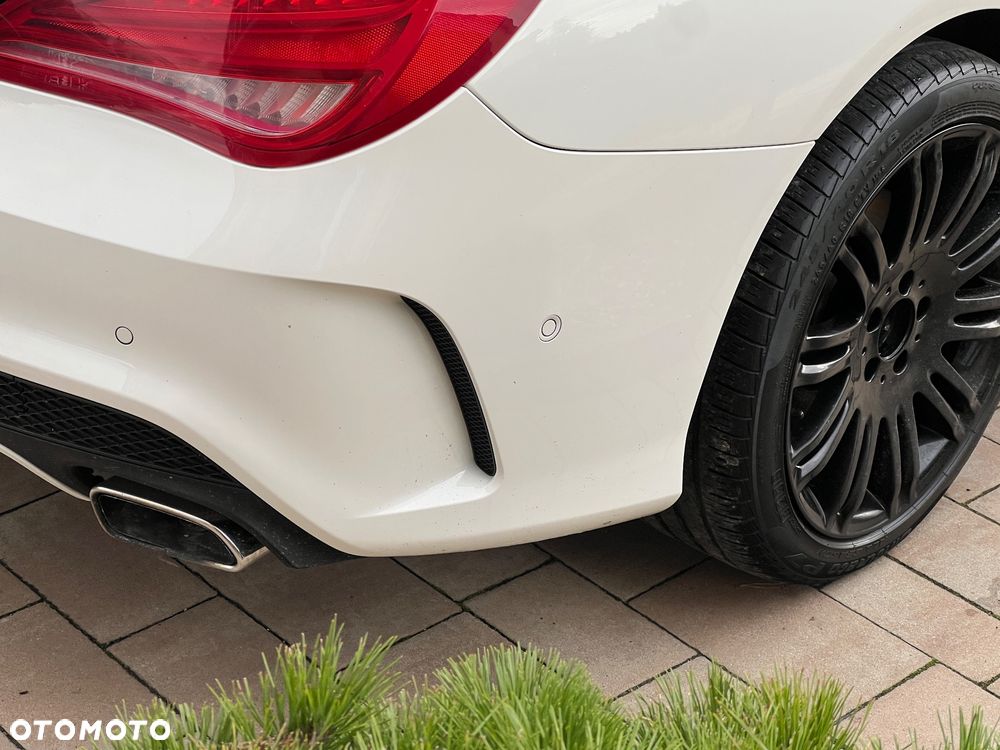 Mercedes-Benz CLA 250 4Matic 7G-DCT AMG Line - 4