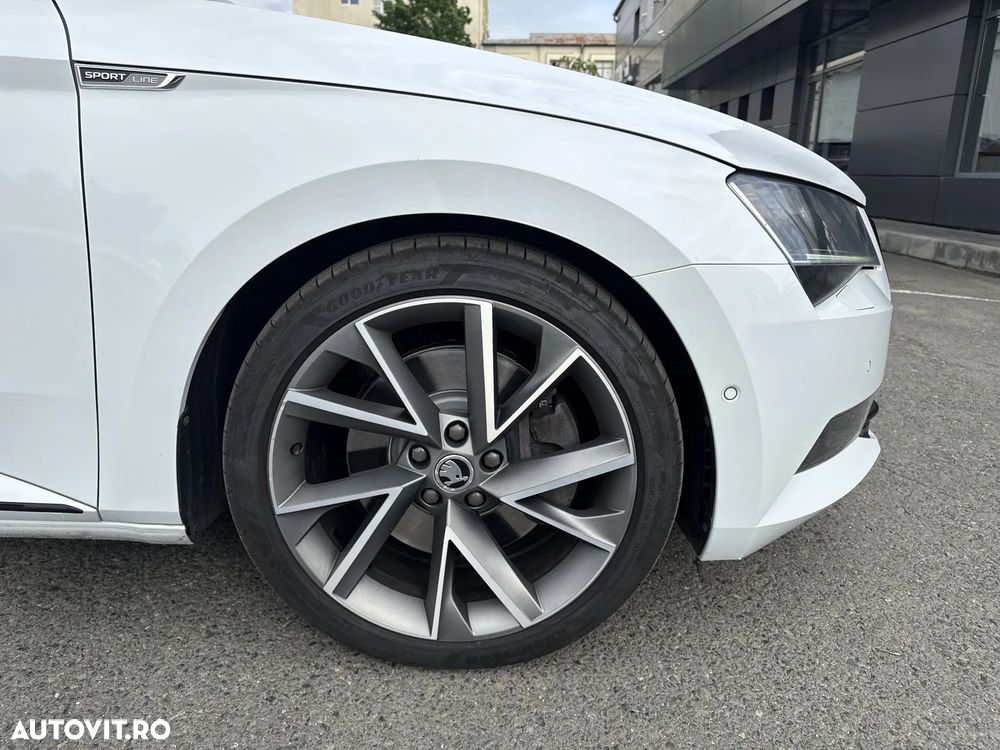 Skoda Superb 2.0 TSI 4X4 DSG Sportline - 13