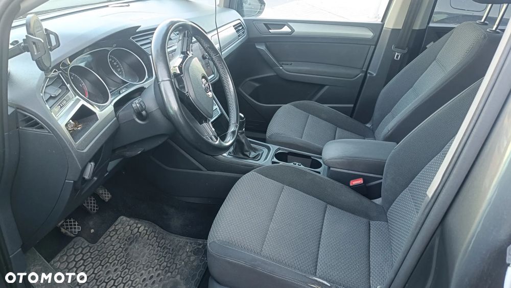 Volkswagen Touran 1.6 TDI BMT SCR Comfortline - 8