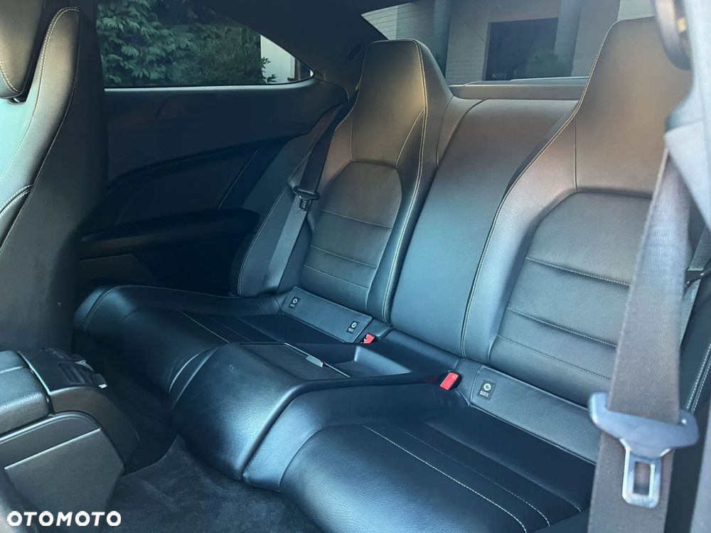 Mercedes-Benz Klasa C 180 Coupe BlueEFFICIENCY 7G-TRONIC - 19