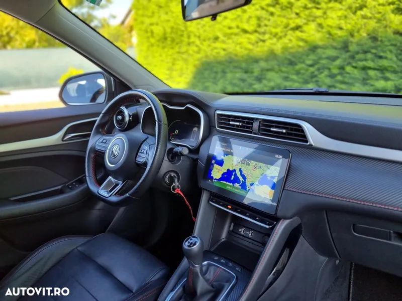 MG ZS ICE 1.5 VTI-tech Luxury - 12