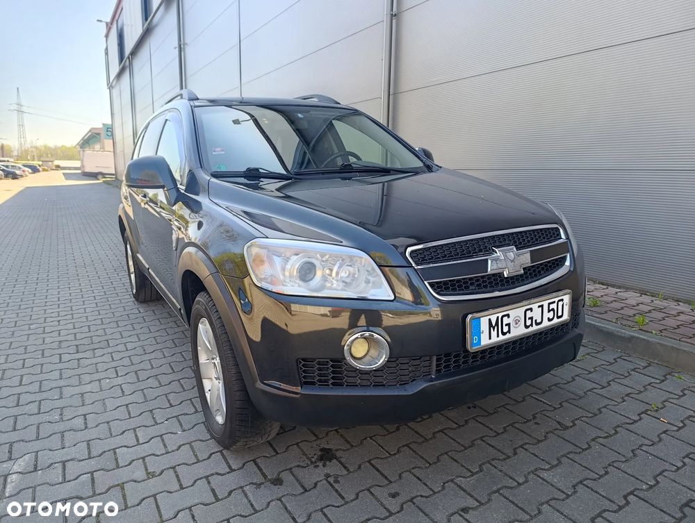 Chevrolet Captiva 2.4 2WD 7 Sitzer LS Family Edition - 1